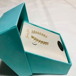 “Host Pick” NWT Swarovski Gold Crystal Bar Earrings